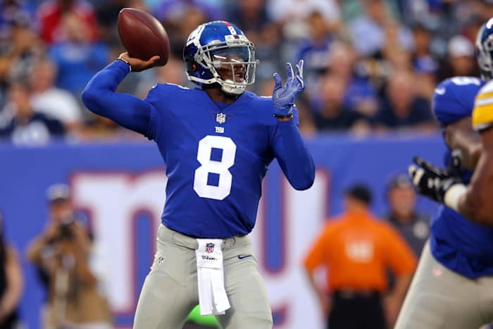 QB Josh Johnson with New York Giants